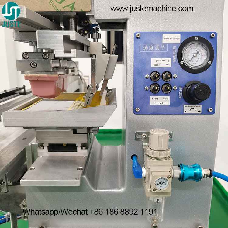 طابعة وسادات تحكم PCB آلة طباعة وسادات أوتوماتيكية بالكامل مع أزرار التحكم في ضغط الهواء ومرشح الهواء