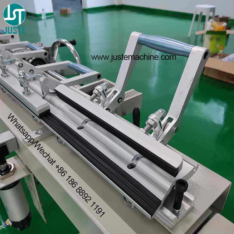 Pneumatic Screen Stretcher Machine