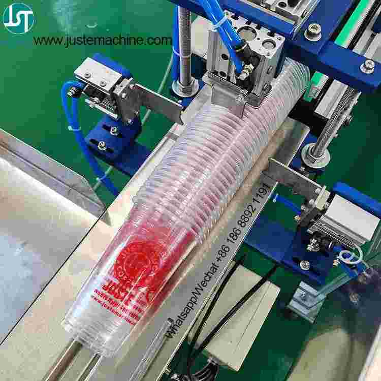 Macchina serigrafica completamente automatica per tazze in PET con impilatore Macchina serigrafica completamente automatica per tazze in PET con impilatore