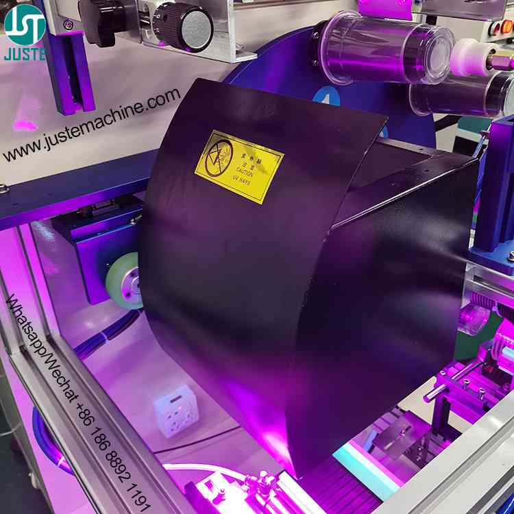 Macchina serigrafica completamente automatica per bicchieri in plastica PP con essiccatore UV Macchina serigrafica completamente automatica per bicchieri in plastica PP con essiccatore UV