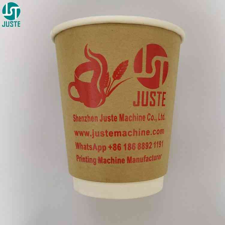 Pappbecher mit Siebdruck-Logo Pappbecher mit Siebdruck-Logo